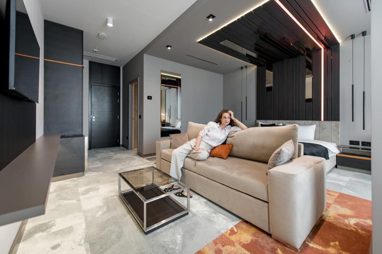 Hotel Zeneva Lux Kragujevac Extérieur photo