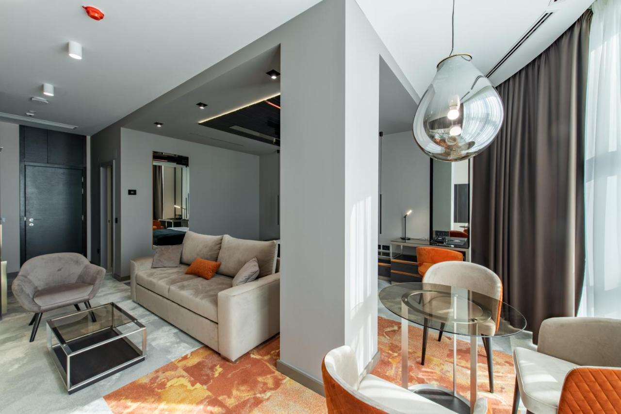 Hotel Zeneva Lux Kragujevac Extérieur photo
